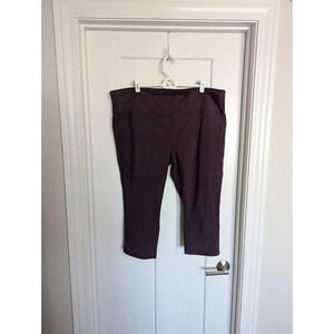 Athleta Cropped Leggings 2X